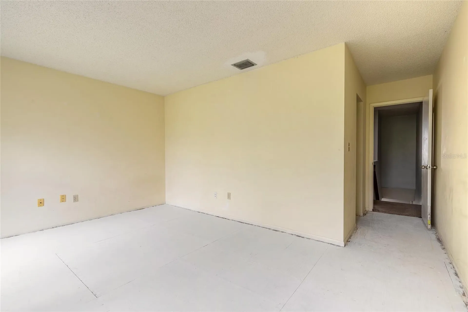 135 Club House Boulevard New Smyrna Beach FL 32168