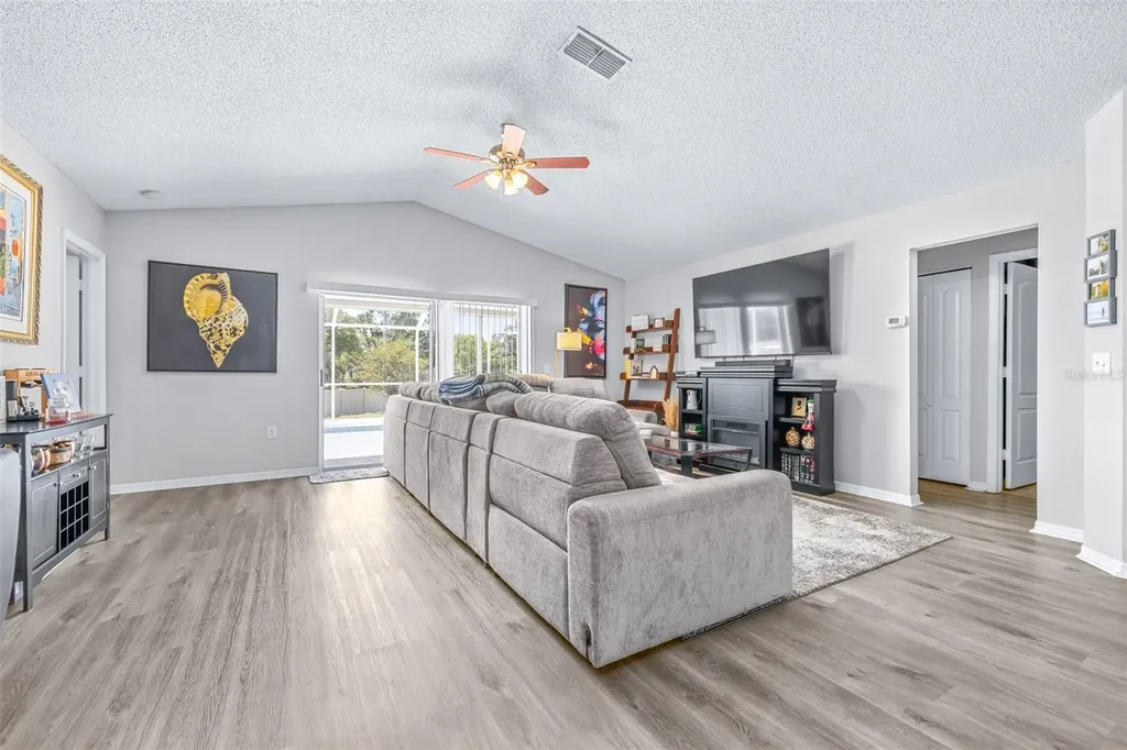 1016 Malletwood Drive Brandon FL 33510