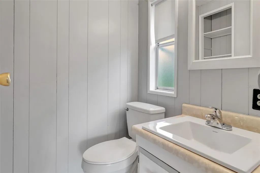 2011 White Oak Lane Zellwood FL 32798