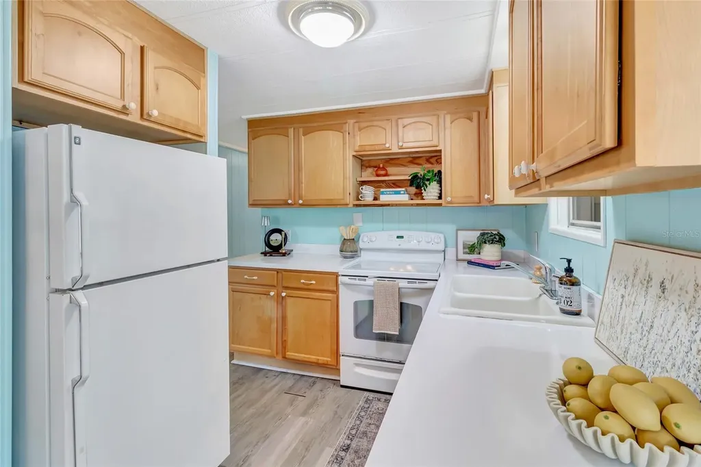 2011 White Oak Lane Zellwood FL 32798