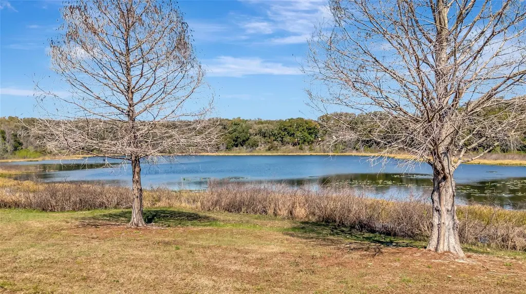 2011 White Oak Lane Zellwood FL 32798