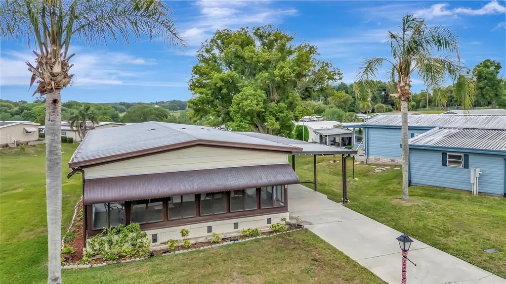 2011 White Oak Lane Zellwood FL 32798