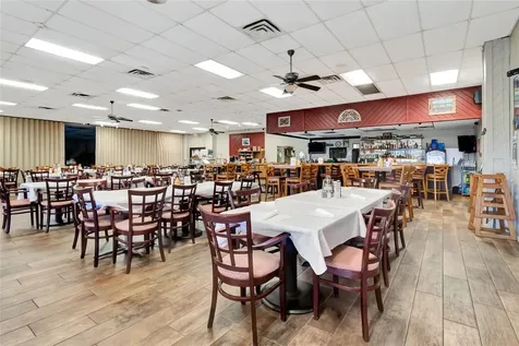 2011 White Oak Lane Zellwood FL 32798