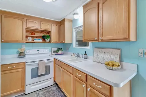 2011 White Oak Lane Zellwood FL 32798