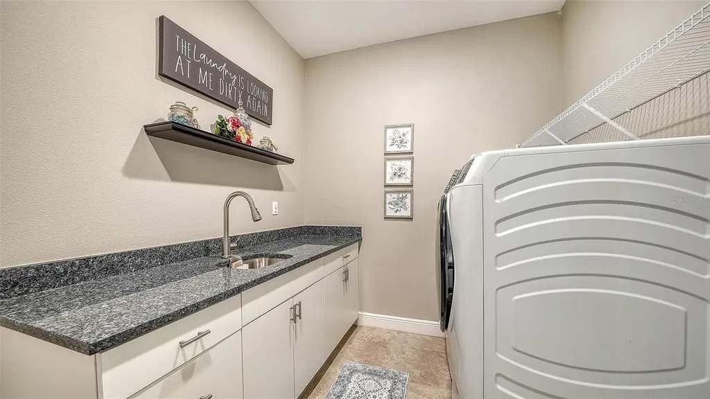 4921 Surfside Circle Bradenton FL 34211