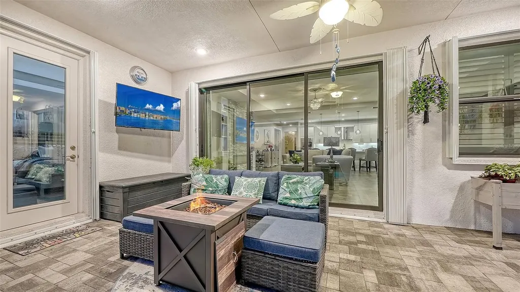 4921 Surfside Circle Bradenton FL 34211