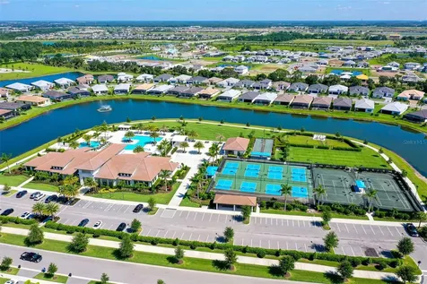 4921 Surfside Circle Bradenton FL 34211