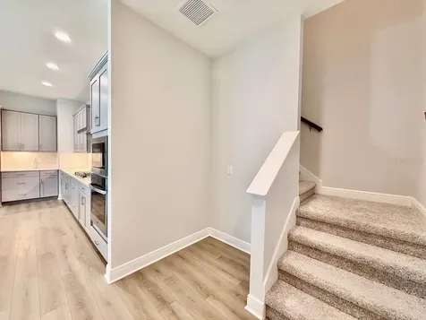 35609 Stableton Lane Zephyrhills FL 33541