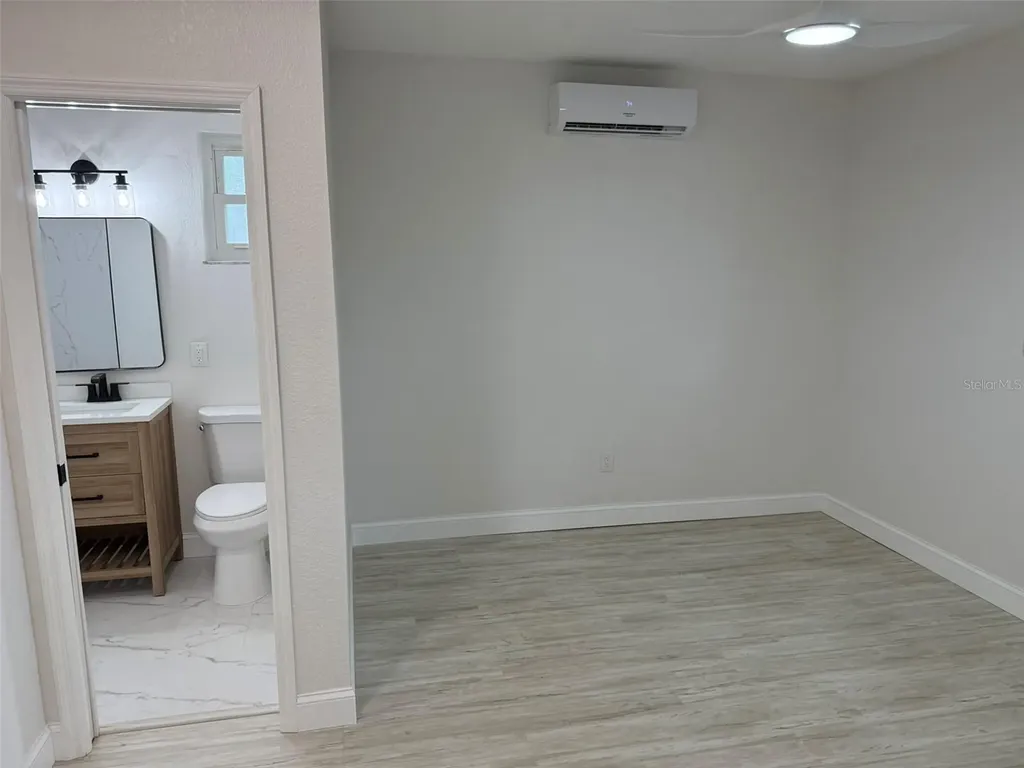2413 18th Avenue N St Petersburg FL 33713