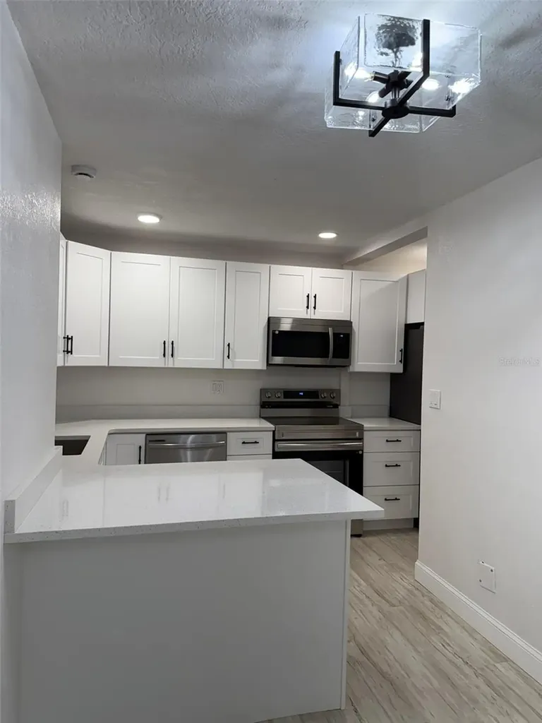 2413 18th Avenue N St Petersburg FL 33713