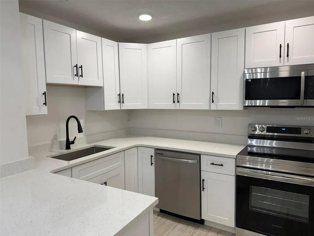2413 18th Avenue N St Petersburg FL 33713