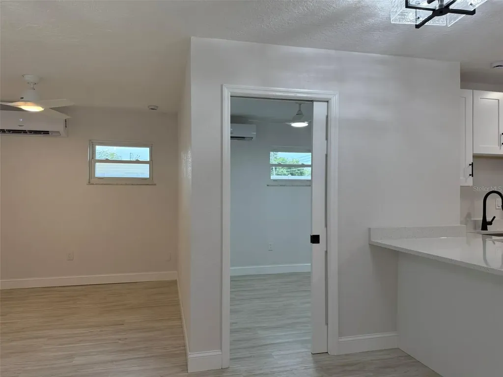 2413 18th Avenue N St Petersburg FL 33713