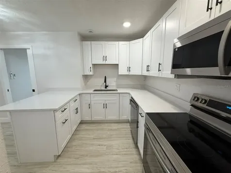 2413 18th Avenue N St Petersburg FL 33713