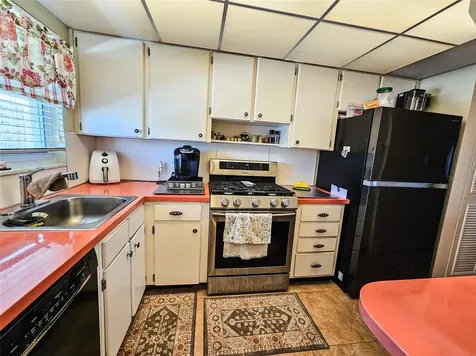 5940 30th Avenue S Gulfport FL 33707
