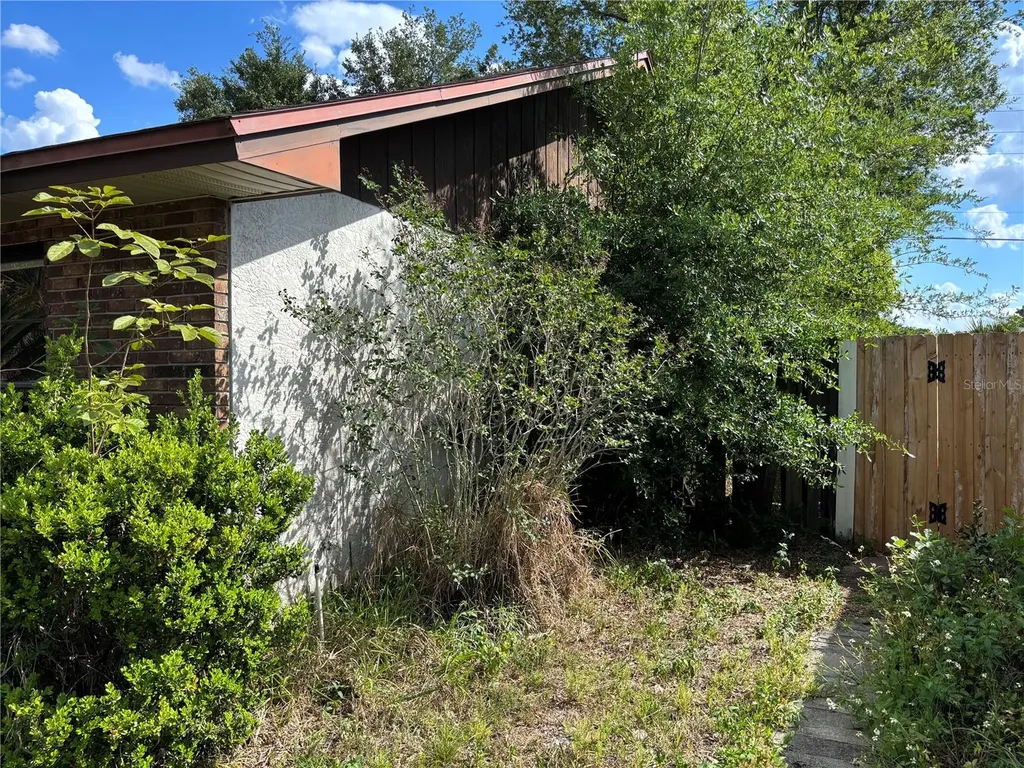 5136 Nadine Street Orlando FL 32807
