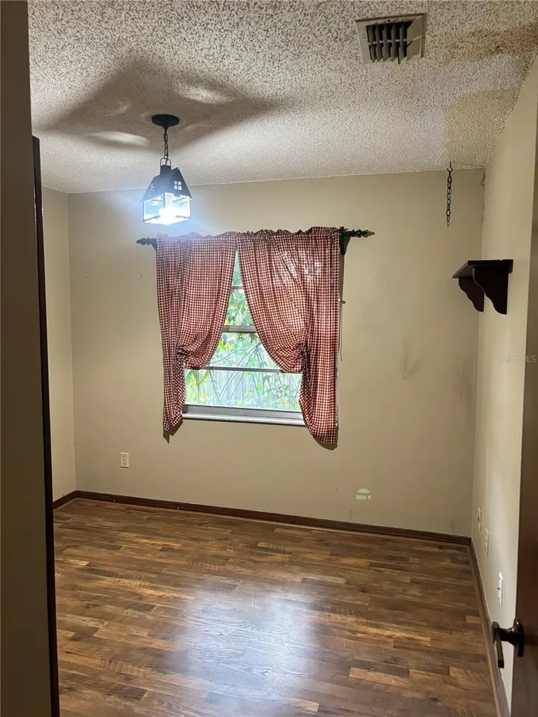 5136 Nadine Street Orlando FL 32807