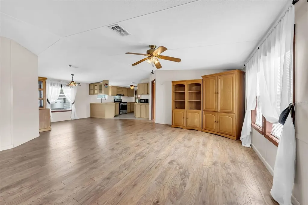 17255 NW 272nd Street Okeechobee FL 34972