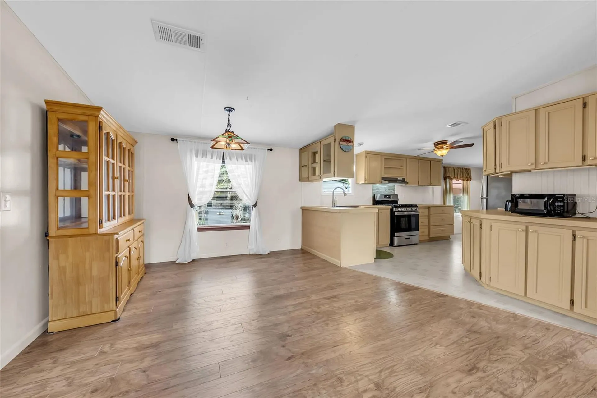 17255 NW 272nd Street Okeechobee FL 34972