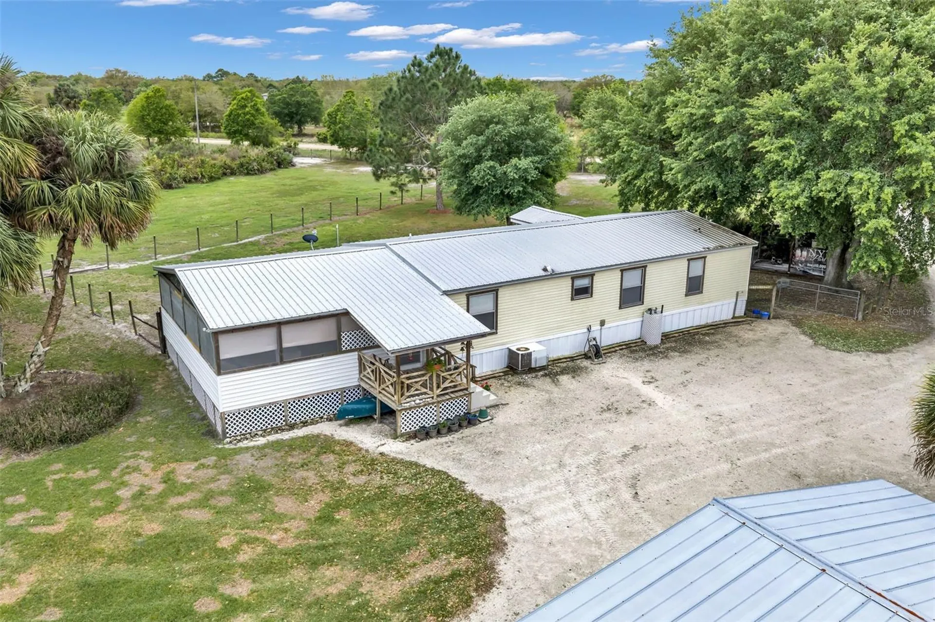 17255 NW 272nd Street Okeechobee FL 34972