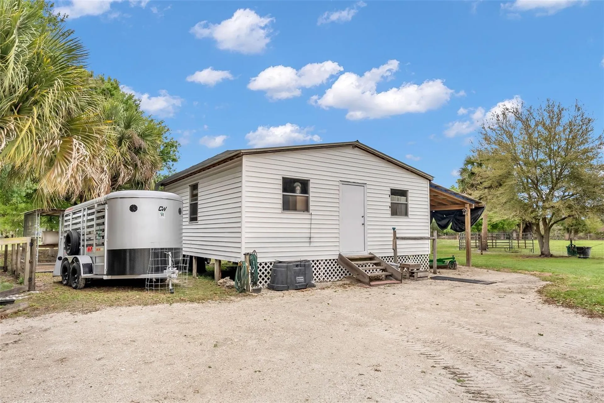 17255 NW 272nd Street Okeechobee FL 34972