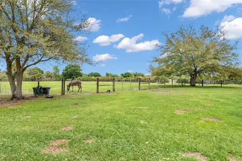 17255 NW 272nd Street Okeechobee FL 34972