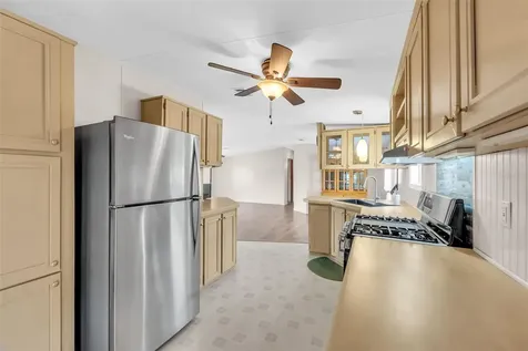17255 NW 272nd Street Okeechobee FL 34972