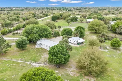 17255 NW 272nd Street Okeechobee FL 34972