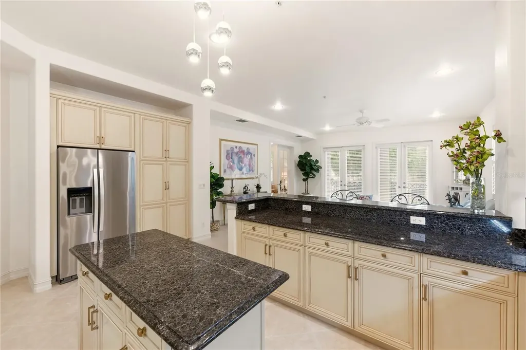 2843 Tiburon Boulevard E Naples FL 34109