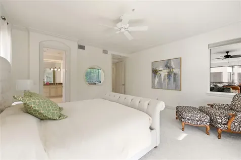 2843 Tiburon Boulevard E Naples FL 34109