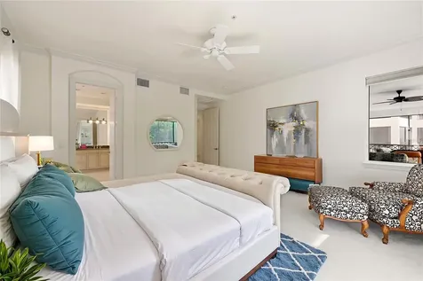 2843 Tiburon Boulevard E Naples FL 34109