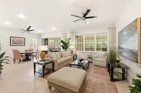 2843 Tiburon Boulevard E Naples FL 34109