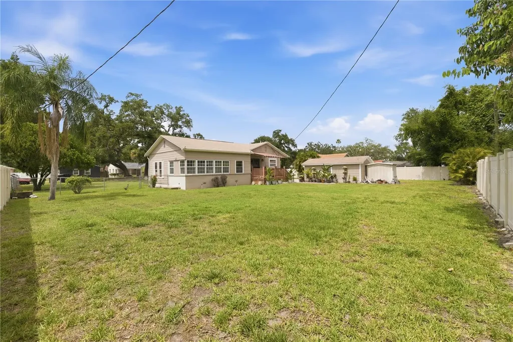 726 17th Avenue S St Petersburg FL 33701