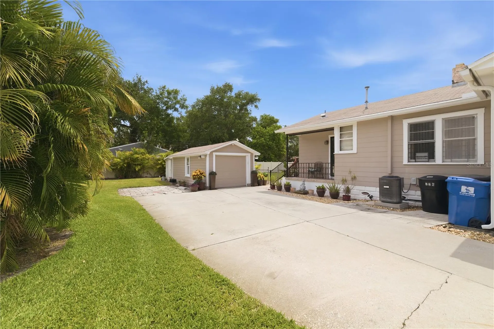 726 17th Avenue S St Petersburg FL 33701