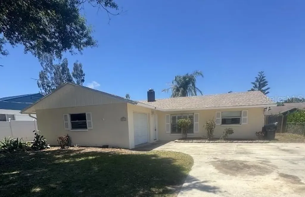 4509 Brooksdale Drive Sarasota FL 34232