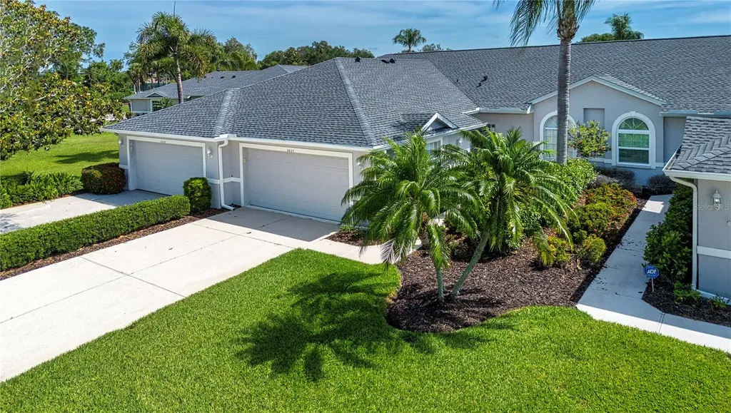 4937 Chase Oaks Drive Sarasota FL 34241