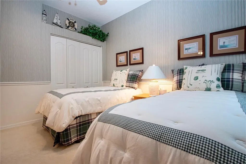 4937 Chase Oaks Drive Sarasota FL 34241
