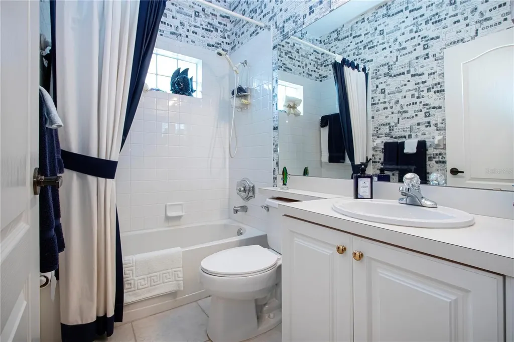 4937 Chase Oaks Drive Sarasota FL 34241