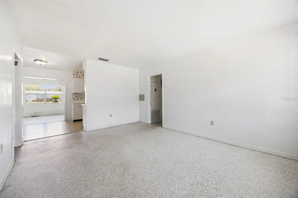 3733 Surrey Drive Orlando FL 32812
