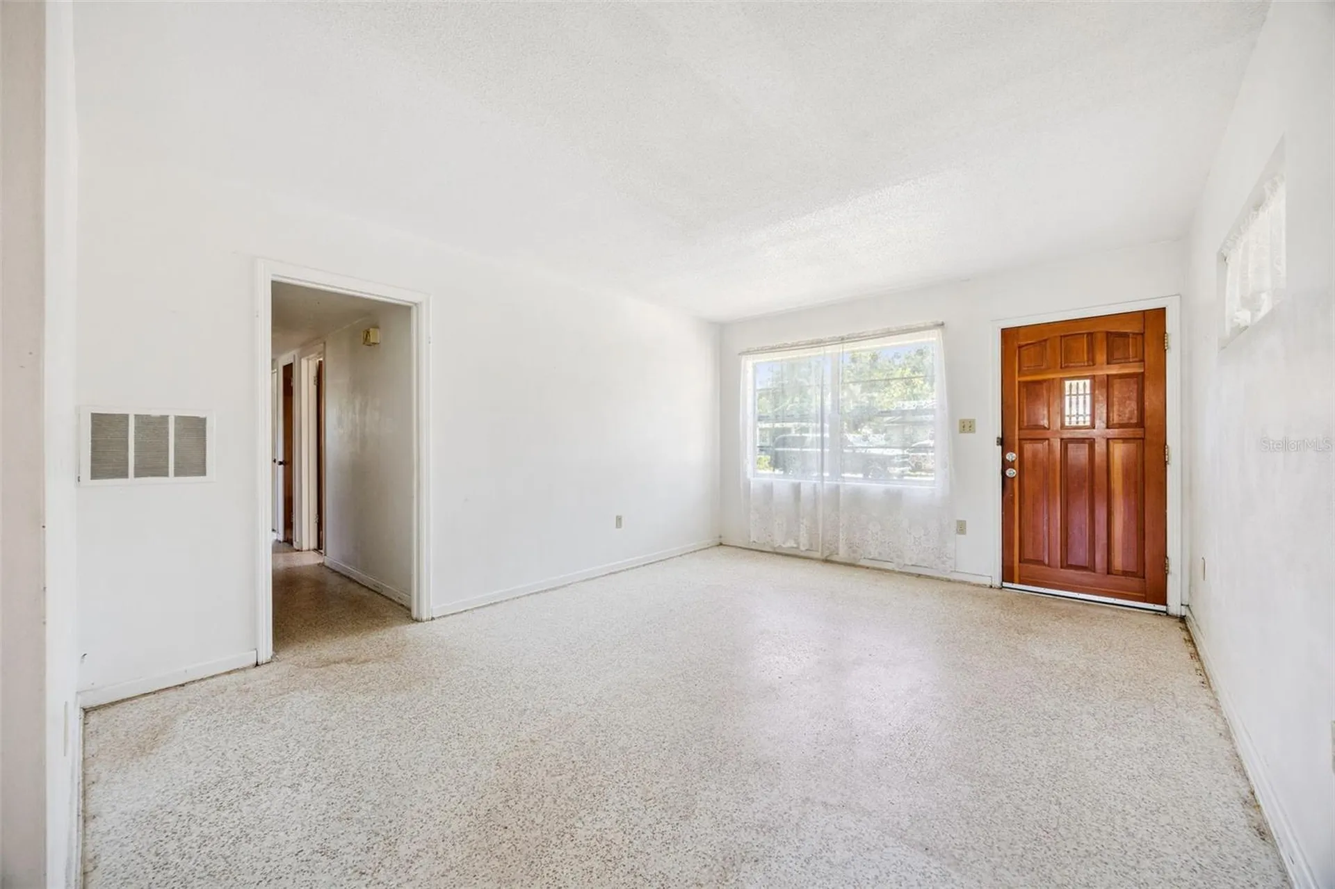 3733 Surrey Drive Orlando FL 32812