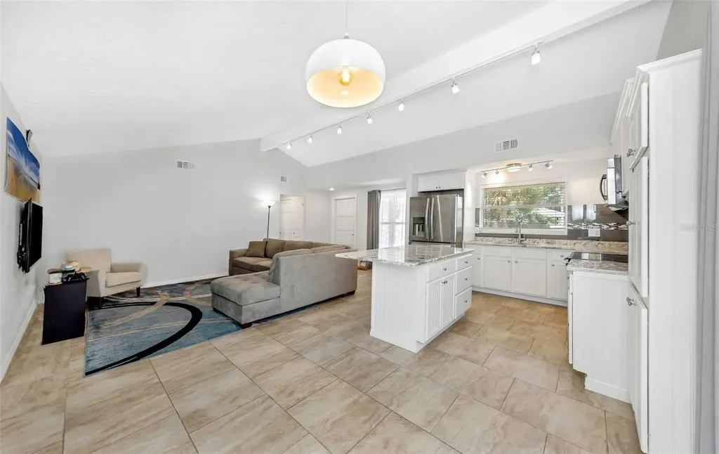 1005 Coldstream Court Tarpon Springs FL 34689