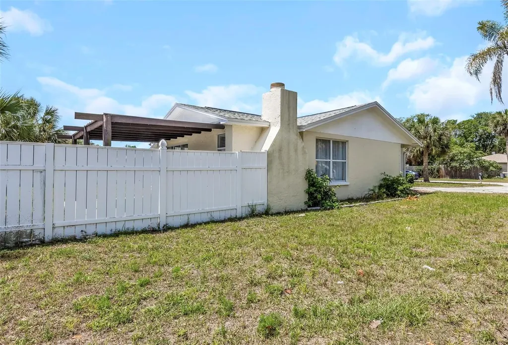 1005 Coldstream Court Tarpon Springs FL 34689