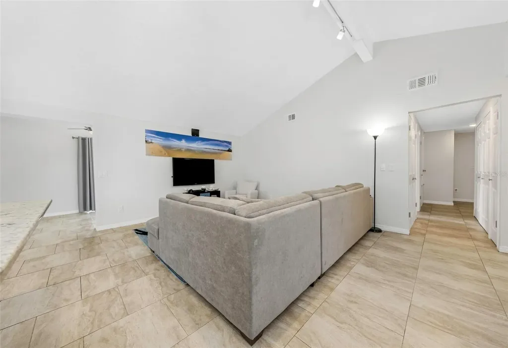 1005 Coldstream Court Tarpon Springs FL 34689