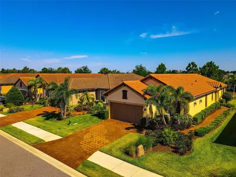 10441 Highland Park Place Palmetto FL 34221