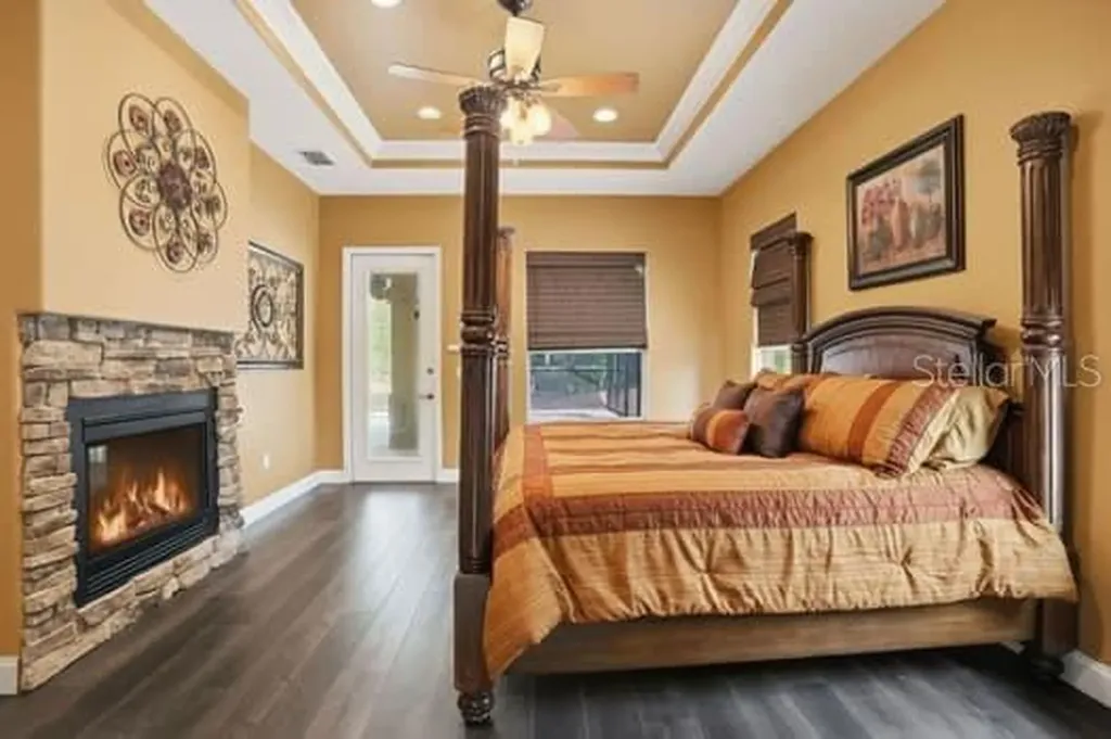 7190 Bahama Swallow Avenue Weeki Wachee FL 34613