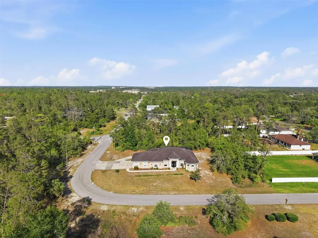 7190 Bahama Swallow Avenue Weeki Wachee FL 34613
