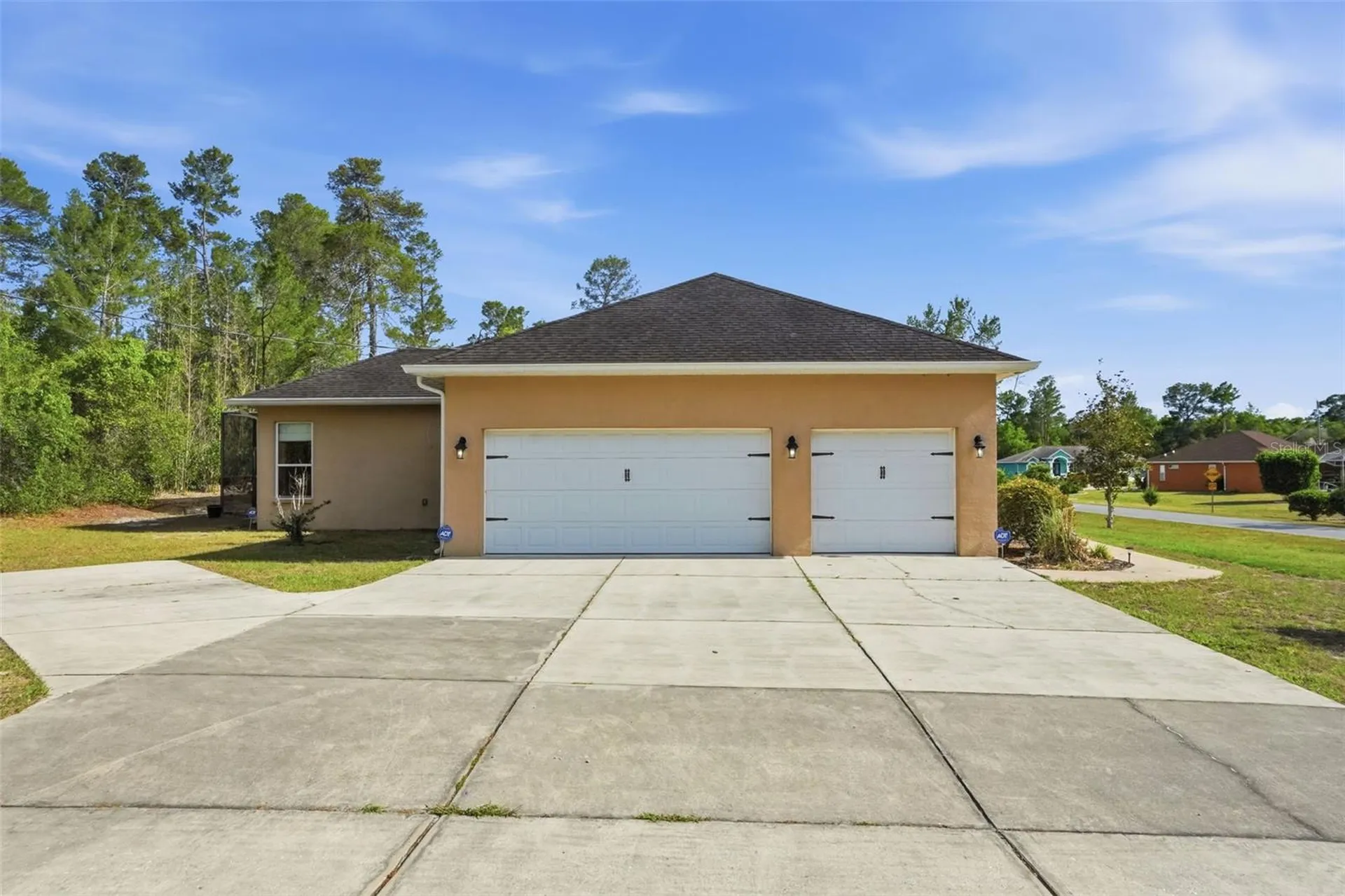 7190 Bahama Swallow Avenue Weeki Wachee FL 34613
