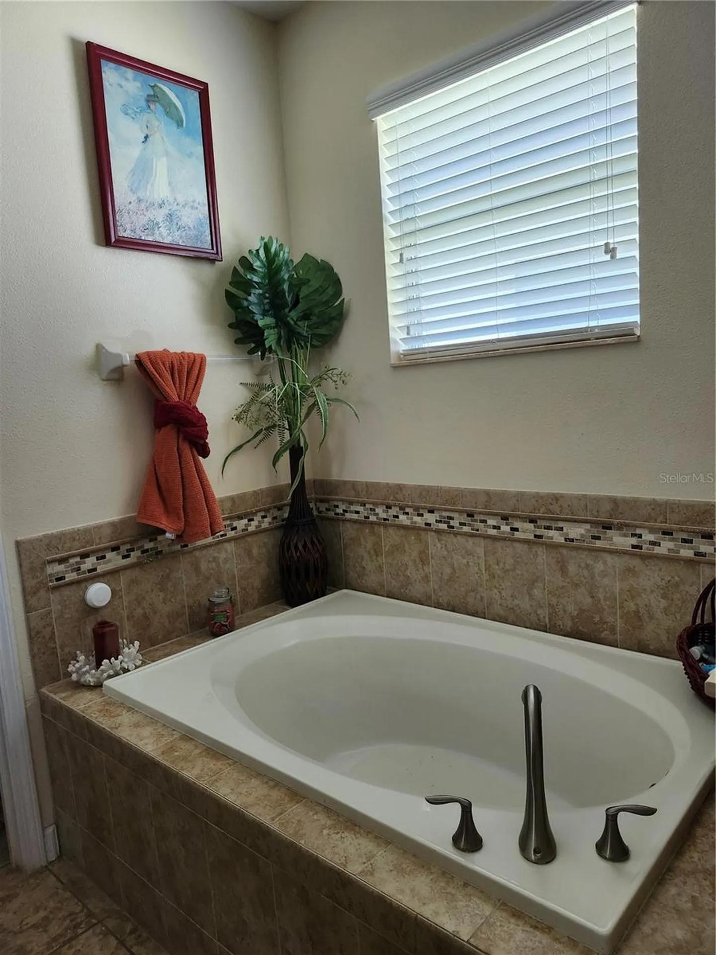 1482 Lake Side Avenue Davenport FL 33837