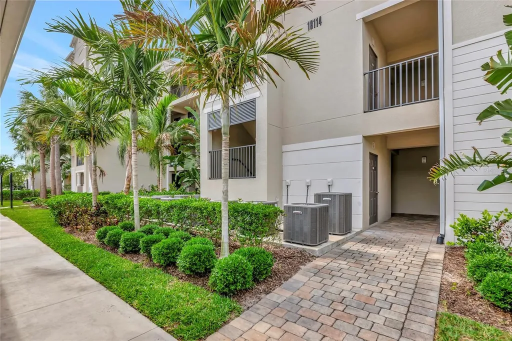 18114 Gawthrop Drive Lakewood Ranch FL 34211