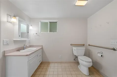 2002 NW 11th Road Gainesville FL 32605