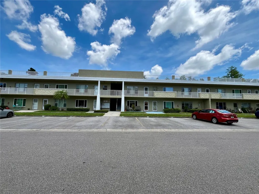 2391 Sumatran Way Clearwater FL 33763